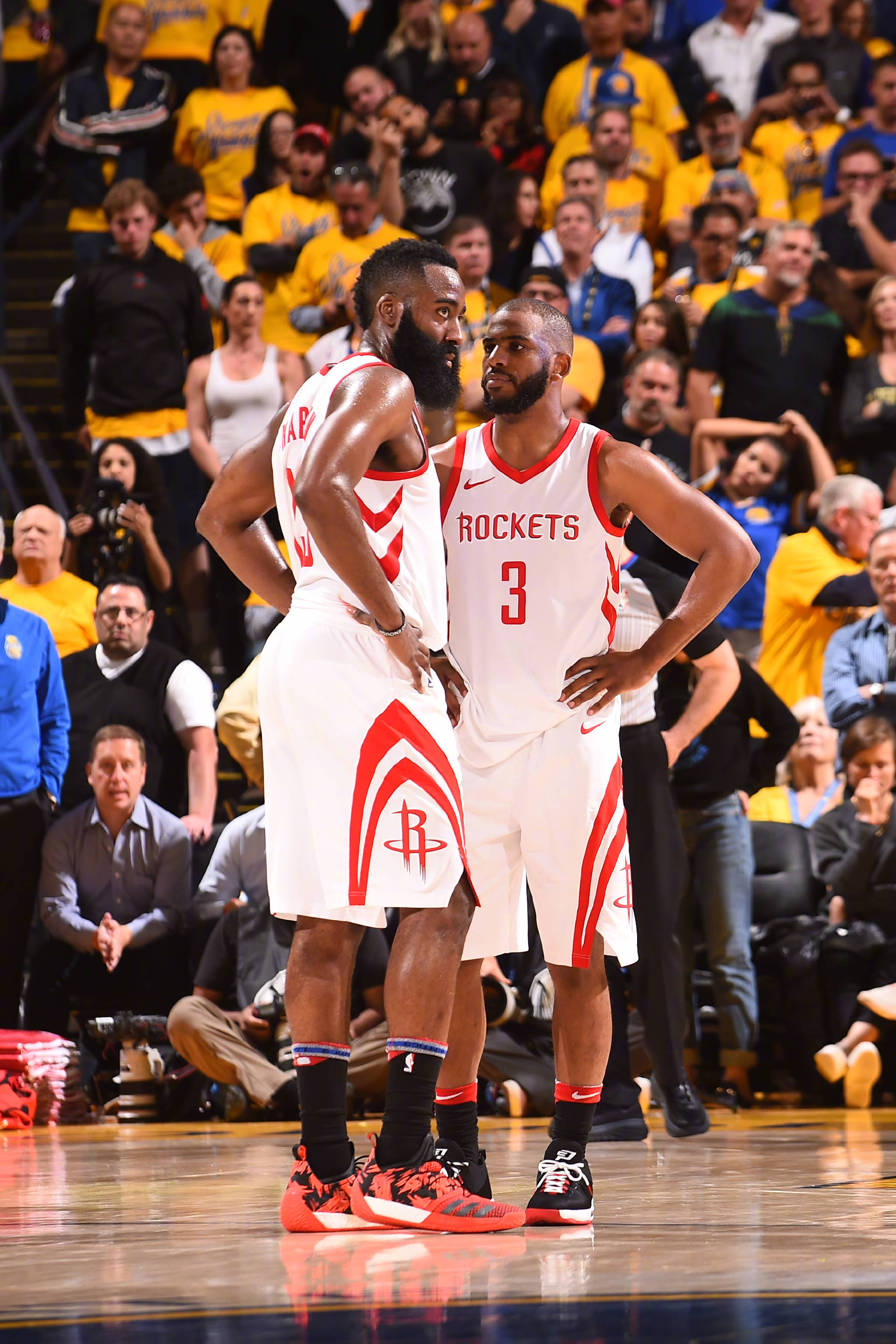 但门兴的坚 但门兴的坚